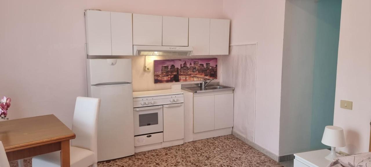 Appartamenti Su Piazza Matteotti Forio Centralissimi Екстериор снимка